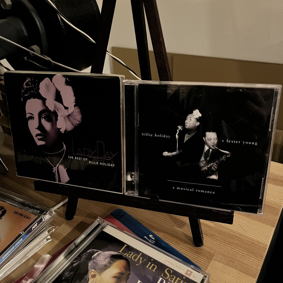 #NowPlaying #jazz BILLIE HOLIDAY LADY DAY LESTER YOUNG 個人的なビリーホリデー最高傑作はこちら。 レスターヤング関係、コロンビアコンプリートBOXおよびそのベストCD、あと、ヴァーブのコンプリートBOX◎