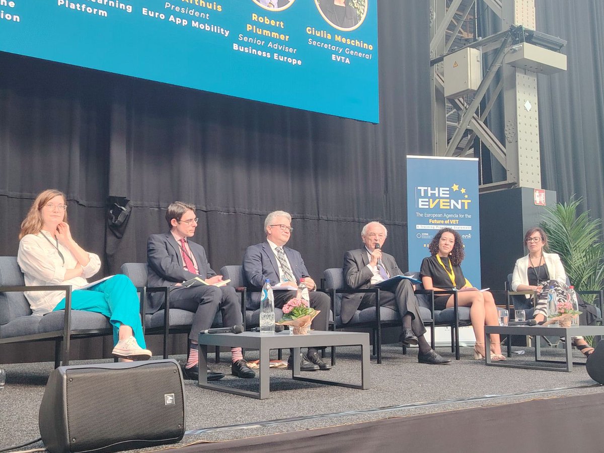 Jean Arthuis tweet media