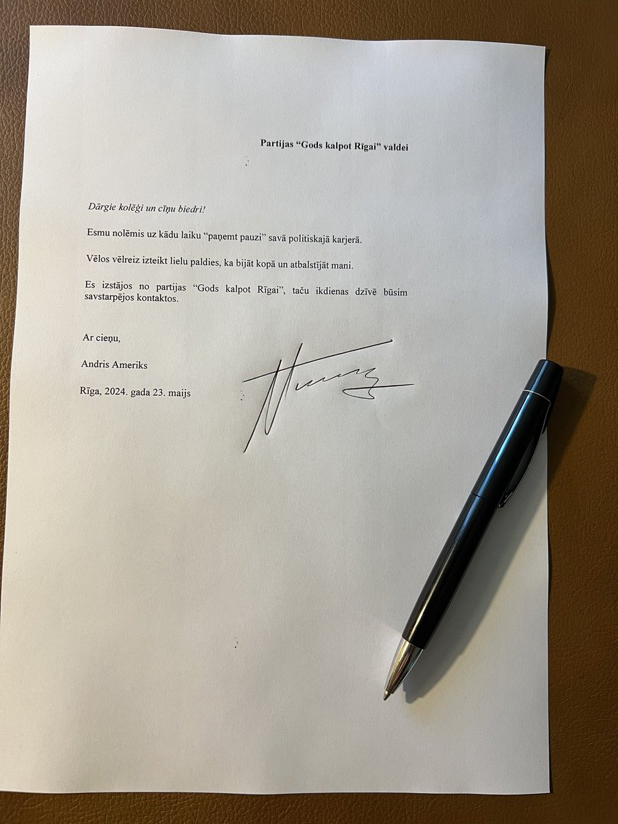 Ņemu pauzi politikā!
I am taking a break from politics!
Беру паузу в политике!