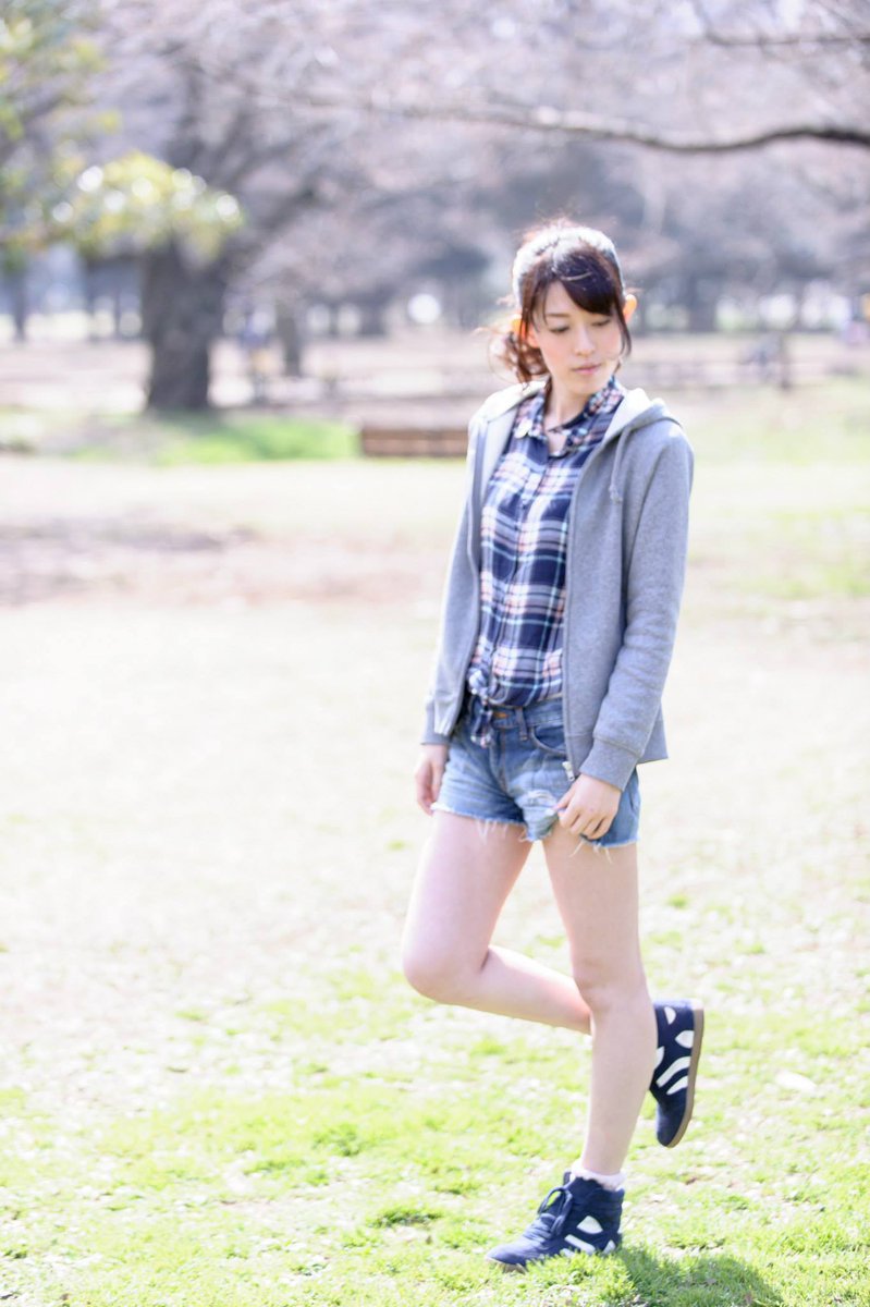 parker_foto's tweet photo. サンプル写真はこちら✨

パーカー女子の魅力を最大限に引き出す写真を一緒に作りましょう！
Instagramアカウント でサンプル写真をご覧ください。
たくさんのご応募をお待ちしております！
#モデル募集 #パーカー女子 #ストリートフォト https://t.co/gkrQQnENL2