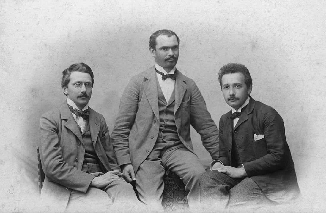 #ThrowbackThursday: A group of friends in Bern, Switzerland, who met – usually at  Einstein's apartment – to discuss philosophy and physics. Left to right: Conrad Habicht, Maurice Solovine and Albert Einstein. They called themselves the Olympia Academy.