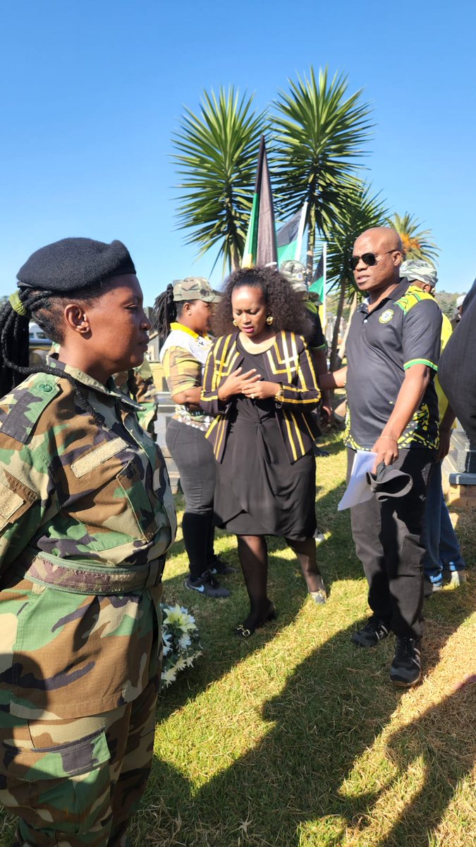 Together with MKLWV Joburg Region Leadership, we joined Department of Millitary Veterans in handing over Tombstones to families and wreath laying in Westpark cemetery in commemoration of 21 repatriated MKLWV heroes. #RememberingOurHeroes #FreedomFighters
