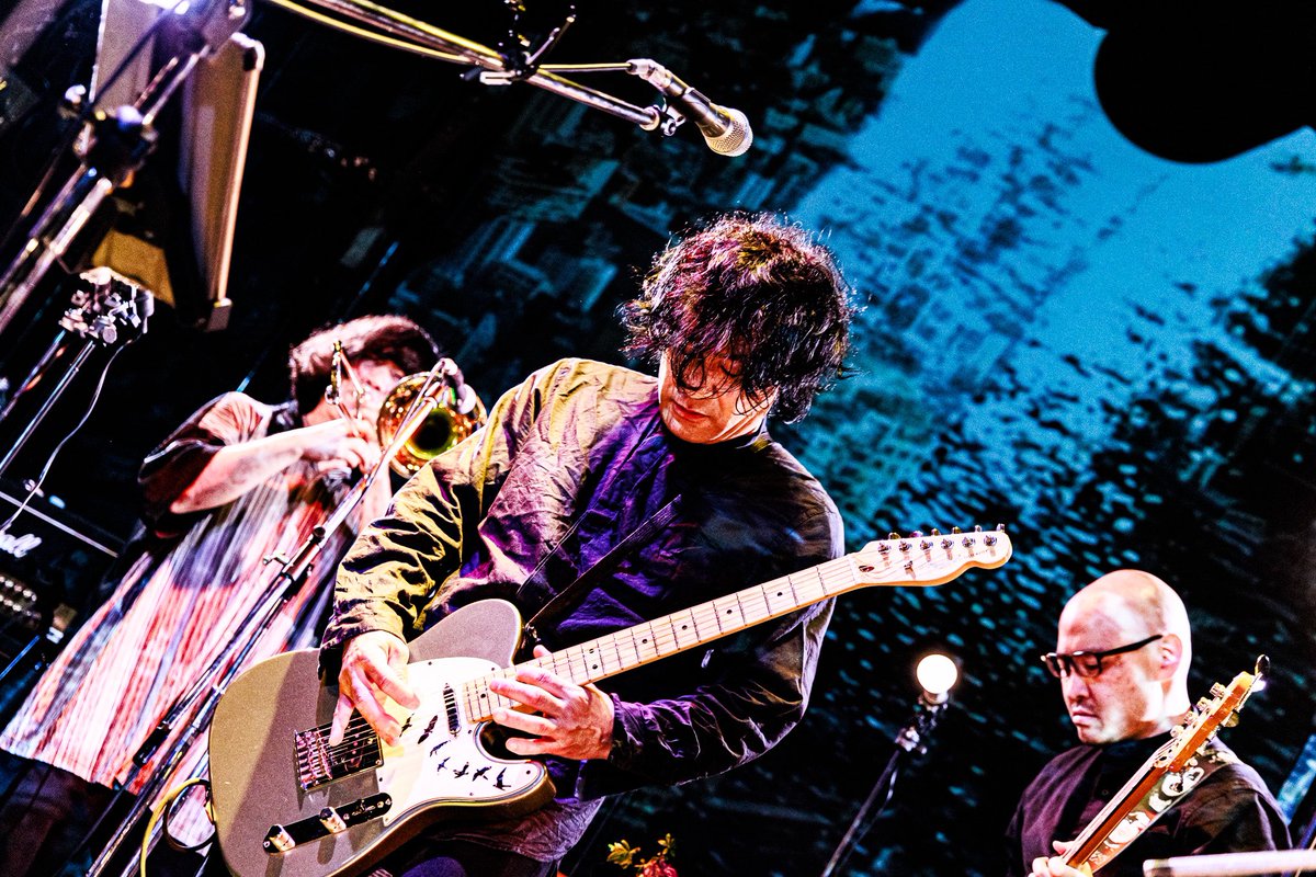 seabirth_jpn's tweet photo. 2024/4/26(fri)DIZZY FILM STUDIO presents "Ever New Light" the 2nd
KOENJI HIGH
seabirth Live shot
Photo Hiro
#Progressive #alternative #Dreampop #psychedelic #shoegazer #indierock #Postrock #seabirth #Ry #NightGlory https://t.co/FChcjDSlQF