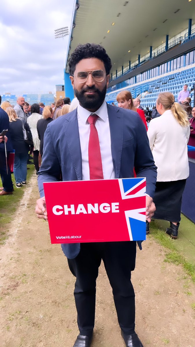 Thrilled to be at the launch of @UKLabour general election campaign! The positive energy here is incredible. Together, we will win this election and bring about the change we all need! 💪 #LabourForChange #Election2024