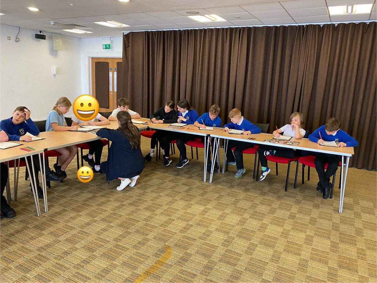 Class 3 are enjoying a back stage tour of the Brid Spa today before planning and costing their own event. They even gave an impromptu vocal performance on stage🎵