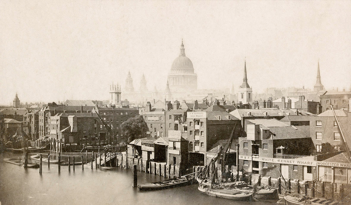 There was such nice engagement with the 1841 photograph of the Thames I shared yesterday, I thought you may like to see one of my personal favourite images of the old City, which gives a much clearer view of the river wharves in 1855. This was taken almost 170 years ago, showing