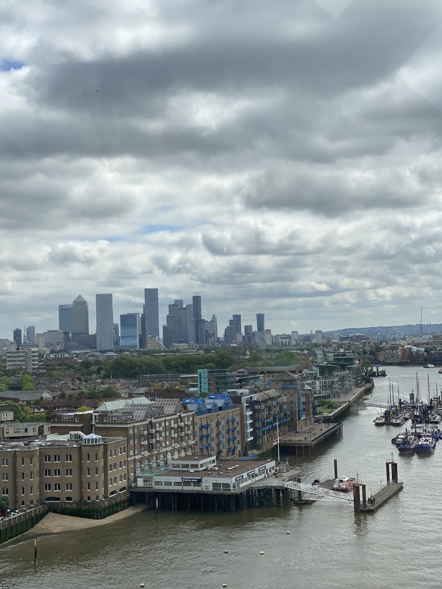 Iaya68's tweet photo. #towerbridge #wiew https://t.co/ilxFELouet