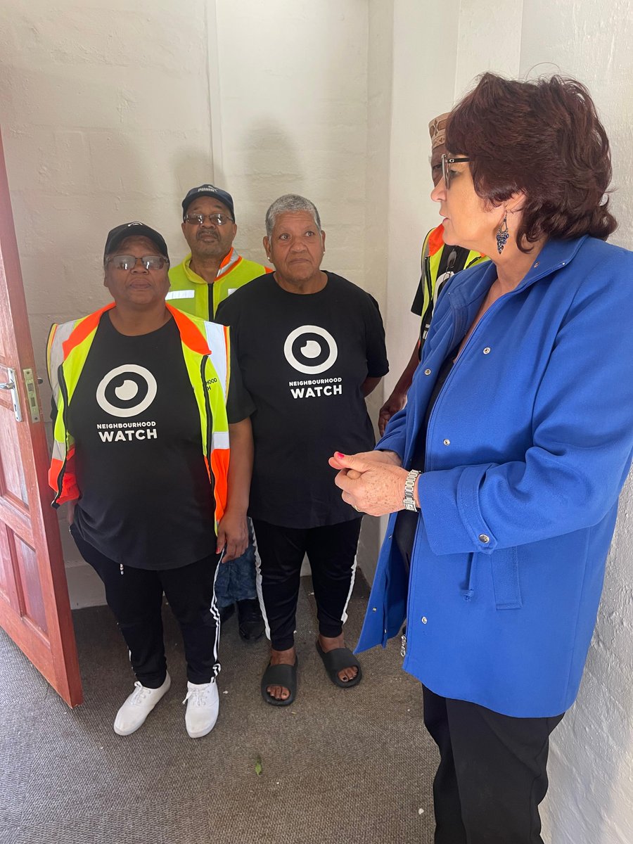 Opening of the new NHW-building in Cloetesville 🦺🔦🚨 Today marks a significant milestone for the Cloetesville community as Mayor Gesie van Deventer celebrated the official opening of the new Neighbourhood Watch (NHW) building. Read more here: stellenbosch.gov.za/2024/05/23/ope…