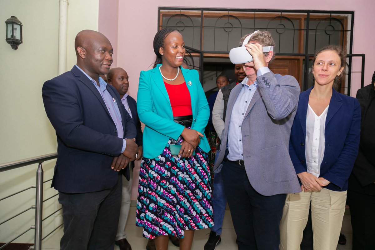 MVIWAARUSHA (@mviwaarusha) on Twitter photo Our programs officer, Mr. Damian Sulumo, also shared valuable contributions to the initiatives supported by IDP. <a href="/BelgiumTanzania/">Belgium in Tanzania</a> <a href="/IlesDePaix/">Iles de Paix</a> <a href="/rikolto/">Rikolto</a> Our programs officer, Mr. Damian Sulumo, also shared valuable contributions to the initiatives supported by IDP. <a href="/BelgiumTanzania/">Belgium in Tanzania</a> <a href="/IlesDePaix/">Iles de Paix</a> <a href="/rikolto/">Rikolto</a>