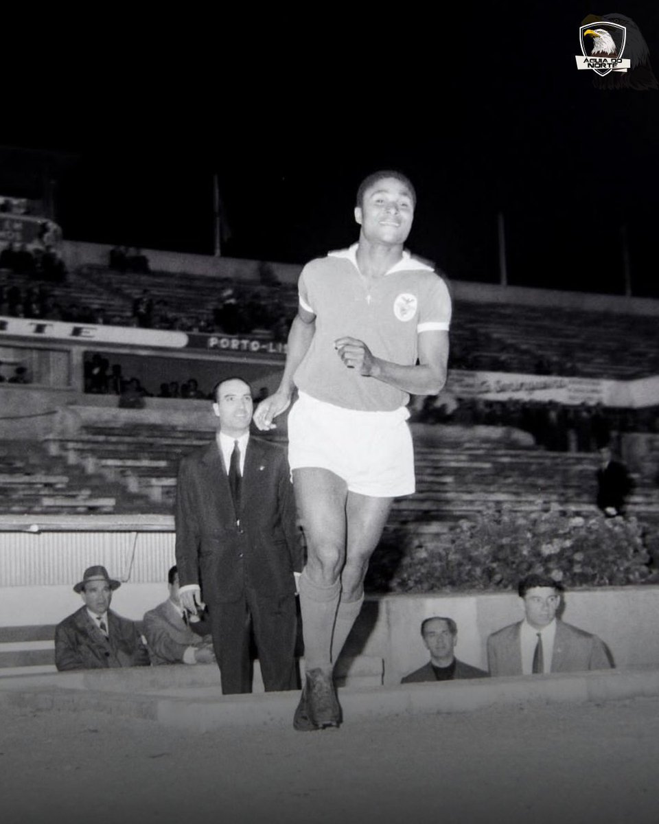 Há 63 anos, Eusébio estreou-se pelo Sport Lisboa e Benfica e marcou 3 golos num jogo particular frente ao Atlético!

Eusébio Da Silva Ferreira, Eterno 👑