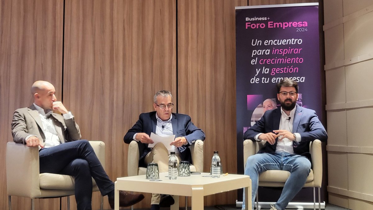 Pablo Alonso Cañaveras, de Dulmatesa, y Javier Gisbert Castelló, de Eldisser, cierran #BusinessPlusForoEmpresa Valencia hablando de RRHH y cómo atraer y retener el talento en las empresas