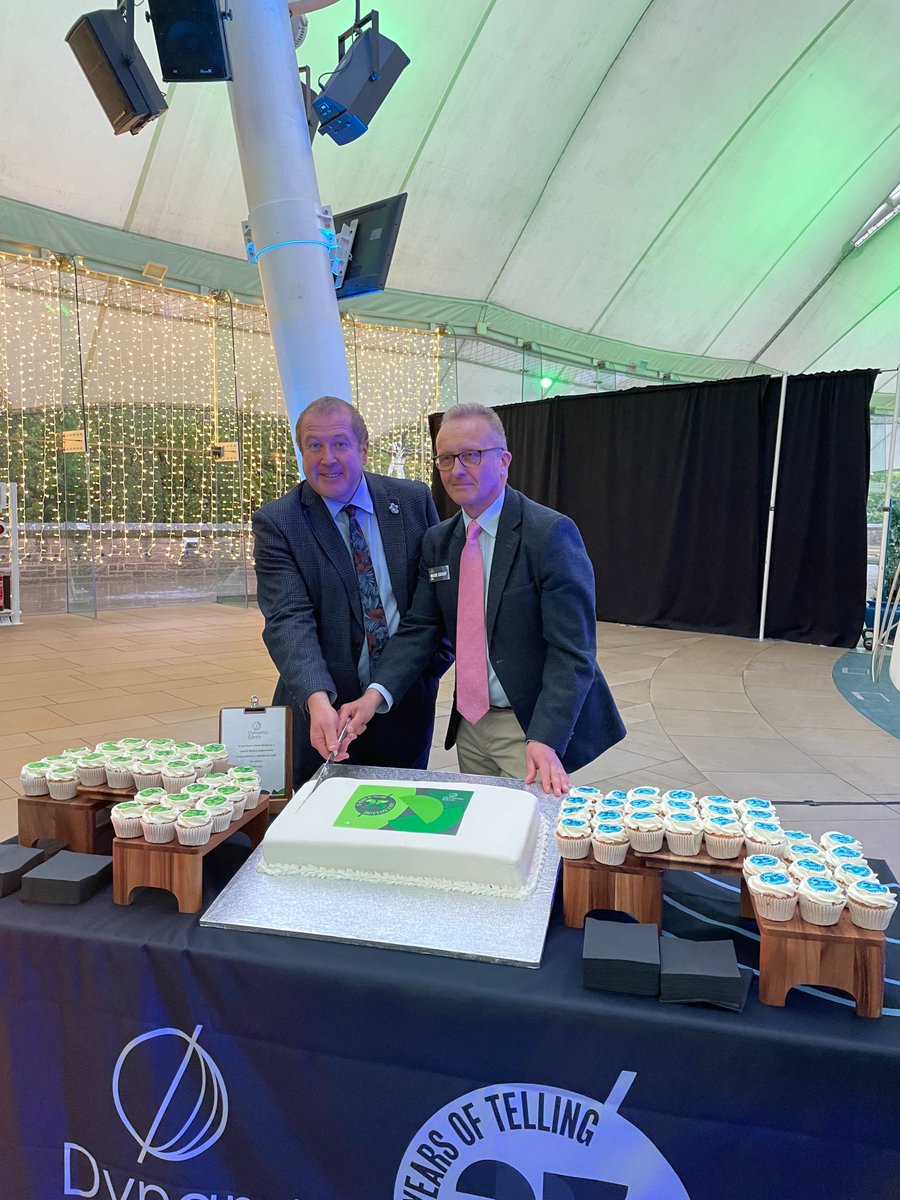 We were delighted to have @GraemeDeyMSP, Minister for STEM, attending and supporting the start of our 25th Anniversary celebrations last night! The Minister even got to meet James Hutton, who time-travelled to Dynamic Earth to celebrate such an important occasion. @ScotGovEdu