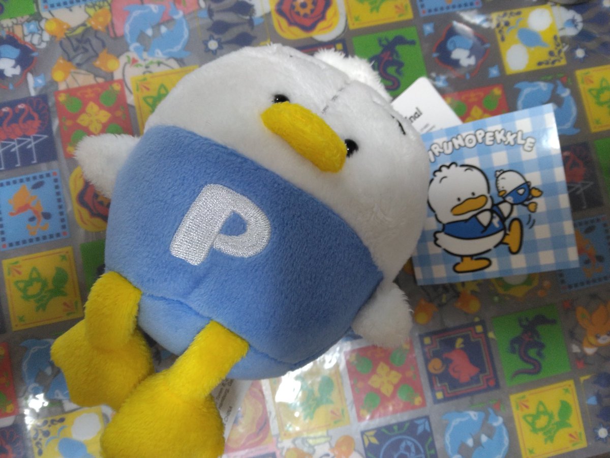 Yuranmetory's tweet photo. 今日ドンキでお迎えしたペックルそっくりなマスコット！タグのイラストからペックルの努力が伝わるよ🥺💕 https://t.co/udgBNhk5OC