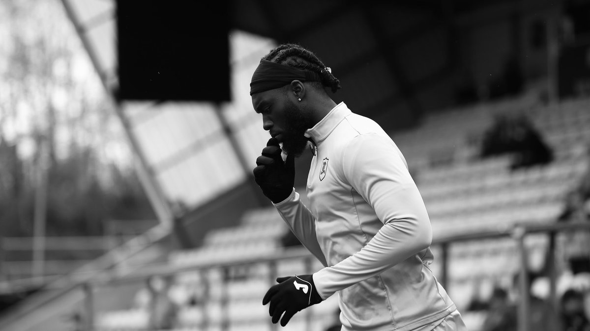 AyoObileye's tweet photo. @LiviFCOfficial 
After 3 Years and over 100 games with high and lows but an experience I won’t forget, I enjoyed every minute!
Thank You to the Fans for supporting us throughout. To all the Players, Staff and Manager Thank you, I Wish you all the best 🦁🧱 #ThankYouGod #BAMN https://t.co/U0JRHjU7z5
