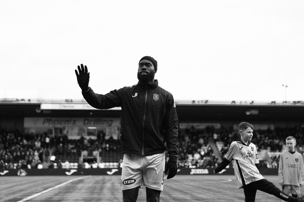 AyoObileye's tweet photo. @LiviFCOfficial 
After 3 Years and over 100 games with high and lows but an experience I won’t forget, I enjoyed every minute!
Thank You to the Fans for supporting us throughout. To all the Players, Staff and Manager Thank you, I Wish you all the best 🦁🧱 #ThankYouGod #BAMN https://t.co/U0JRHjU7z5