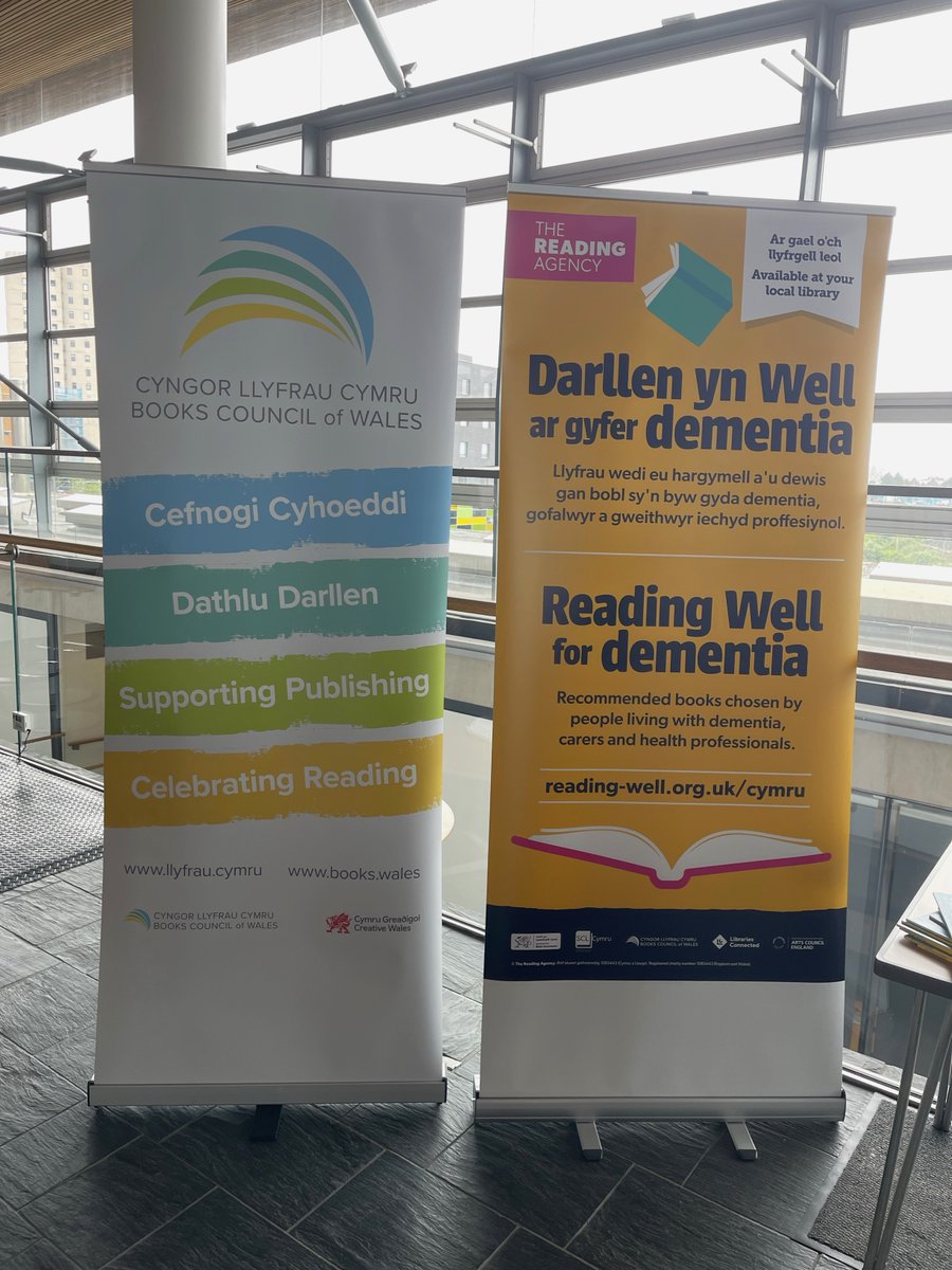 We're at the Senedd today to celebrate the launch of our #ReadingWell for dementia list in Wales! @WelshGovernment Reading Well titles are available for anyone to borrow from public libraries across England and Wales. Find out more about the scheme: reading-well.org.uk/dementia