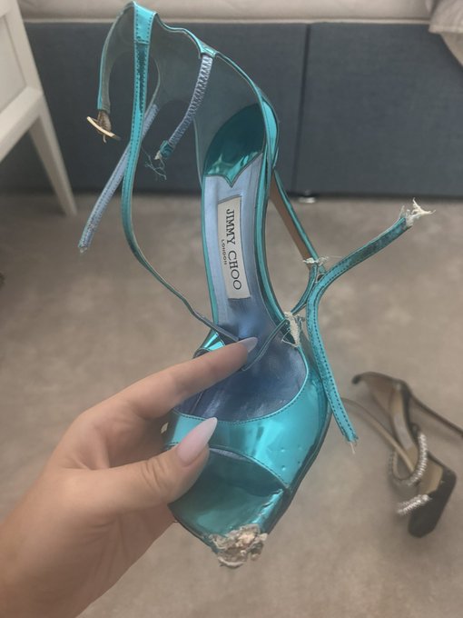 Anyone got a dog chewed shoe fetish? Open to offers 😂😱🫣 https://t.co/et2K1vMfLw<a href="/tag/aliens"class="tags"><span>#aliens</span></a><a href="/tag/miamialiens"class="tags"><span>#miamialiens</span></a>