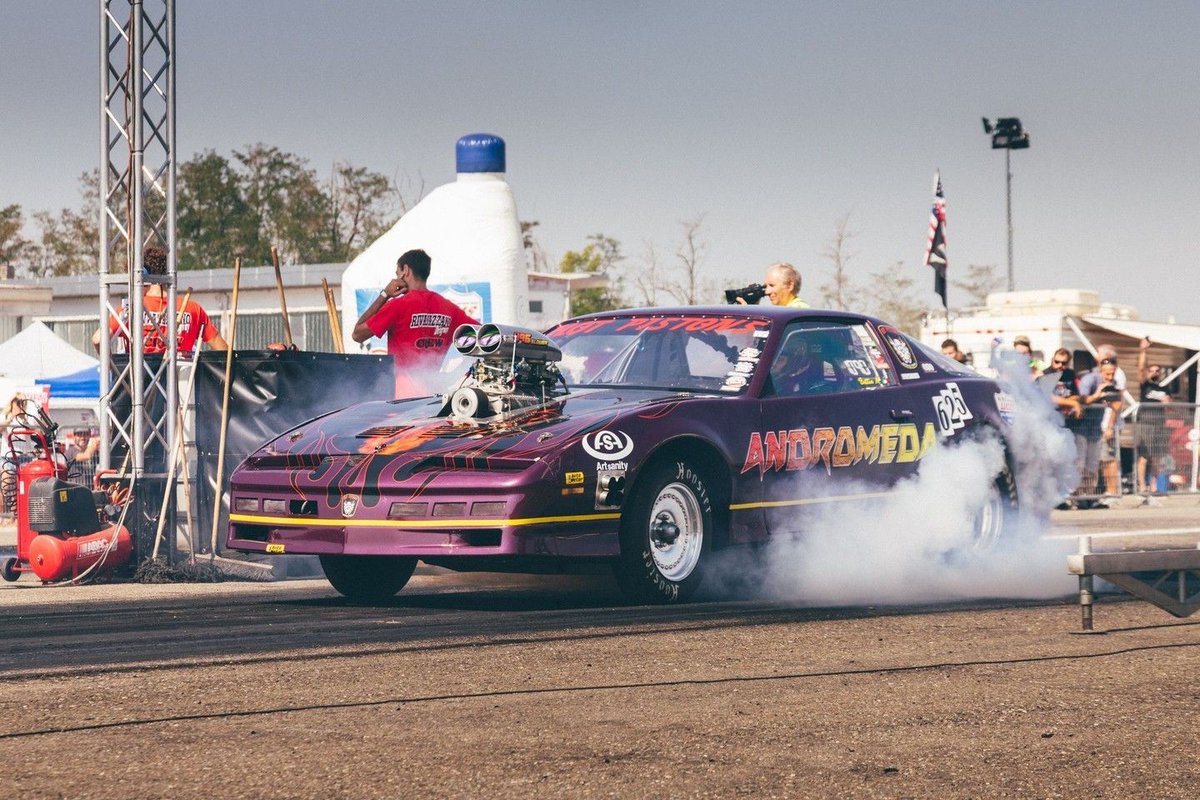 Come non amarla ?
LA foto  è #Rivanazzano 09/23, ma ci siamo anche
Questo WeekEnd #DRAGRace 🏁 05/2024
#LucasOil  Ti Aspetta 😋 -24/25/26 MAGGIO
@rivanazzanodragway