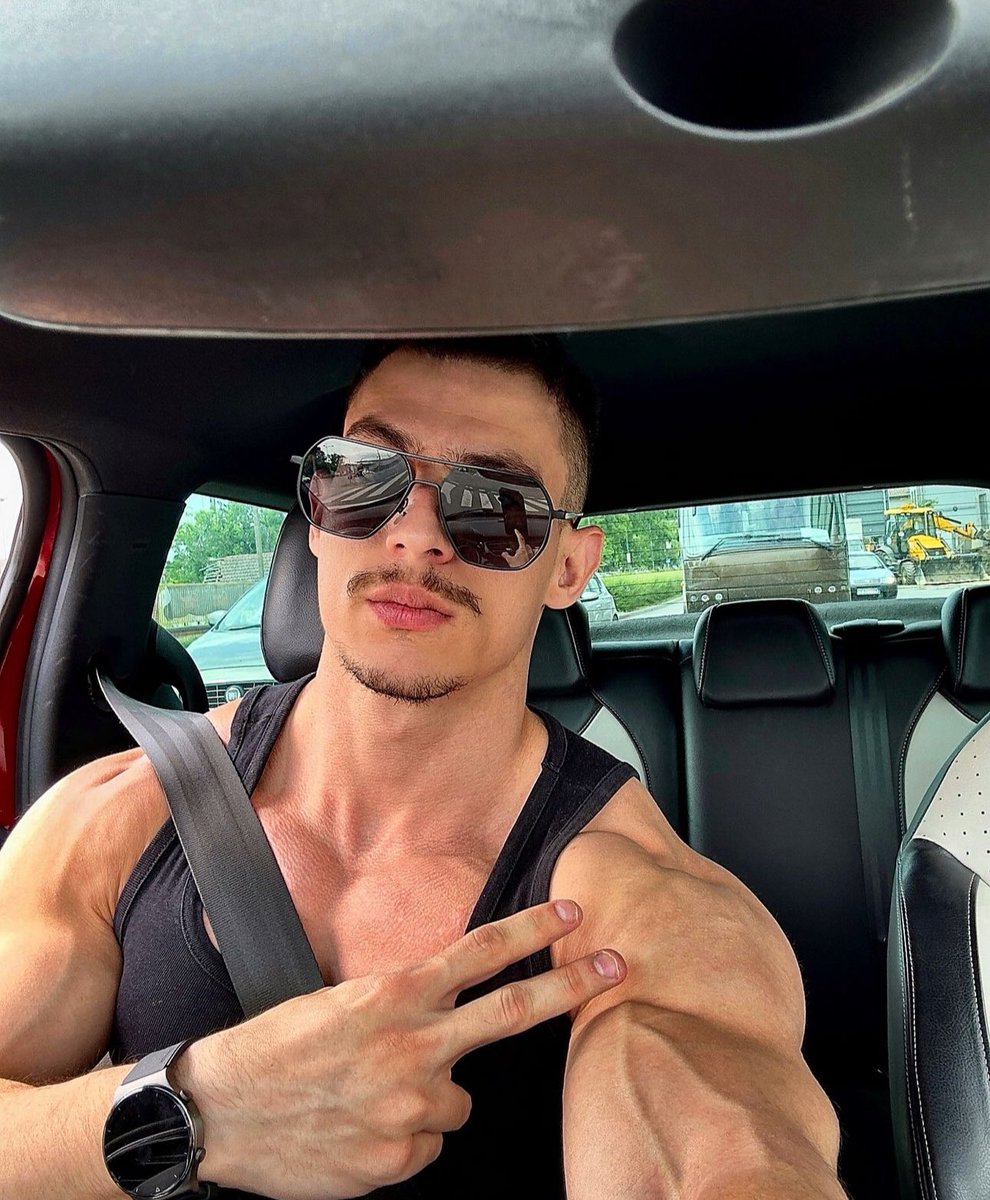 Alphaacash's tweet image. Serve ✌️😎