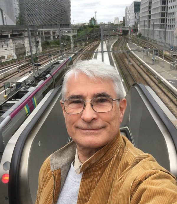 Laurent Riéra (@laurentriera) on Twitter photo 👍 En #compublique, "il faut être cohérent dans la durée et réactif à l’instant ; plus proche des publics, chacun se considérant comme unique, et plus global avec l’opinion, qui s’agrège sur des RS". Excellente ITW de Jean-Pierre Beaudoin par <a href="/Thierrylt/">Thierry Libaert</a> 👉 academie-ccs.uqam.ca/questions-a-je… 👍 En #compublique, "il faut être cohérent dans la durée et réactif à l’instant ; plus proche des publics, chacun se considérant comme unique, et plus global avec l’opinion, qui s’agrège sur des RS". Excellente ITW de Jean-Pierre Beaudoin par <a href="/Thierrylt/">Thierry Libaert</a> 👉 academie-ccs.uqam.ca/questions-a-je…