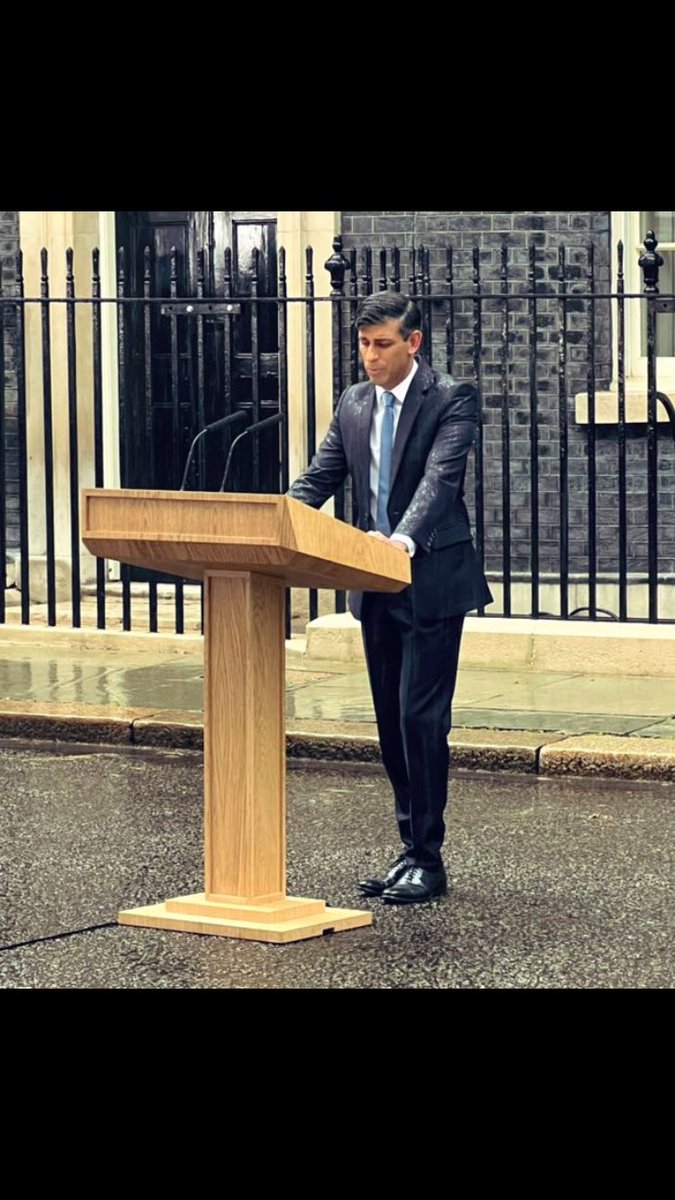 Amy Thomson-Anderson tweet media