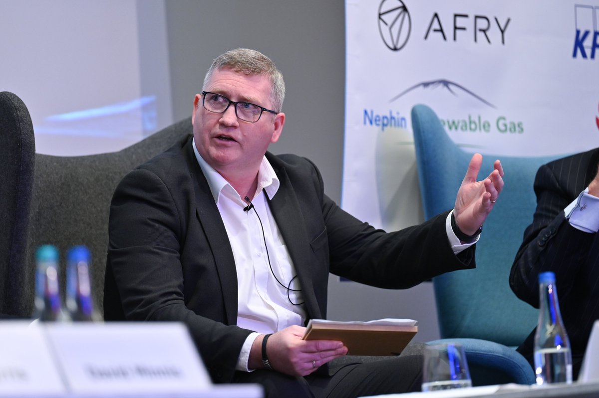 Energy Ireland (@energyireland) on Twitter photo "We need to build it in a complete, collaborative approach," summarises Martin Reilly, COO of <a href="/KytePowertech/">Kyte Powertech</a> in relation to getting to 100% renewable energy on the system.
#EnergyIreland "We need to build it in a complete, collaborative approach," summarises Martin Reilly, COO of <a href="/KytePowertech/">Kyte Powertech</a> in relation to getting to 100% renewable energy on the system.
#EnergyIreland