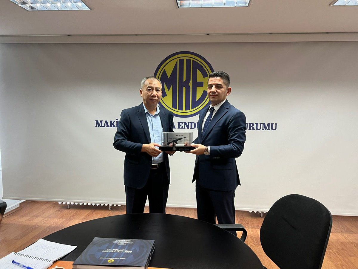 Meeting between the delegation of Ministry of Public Security of Vietnam and Turkish Machinery and Chemical Industry Company (MKE) in Ankara.