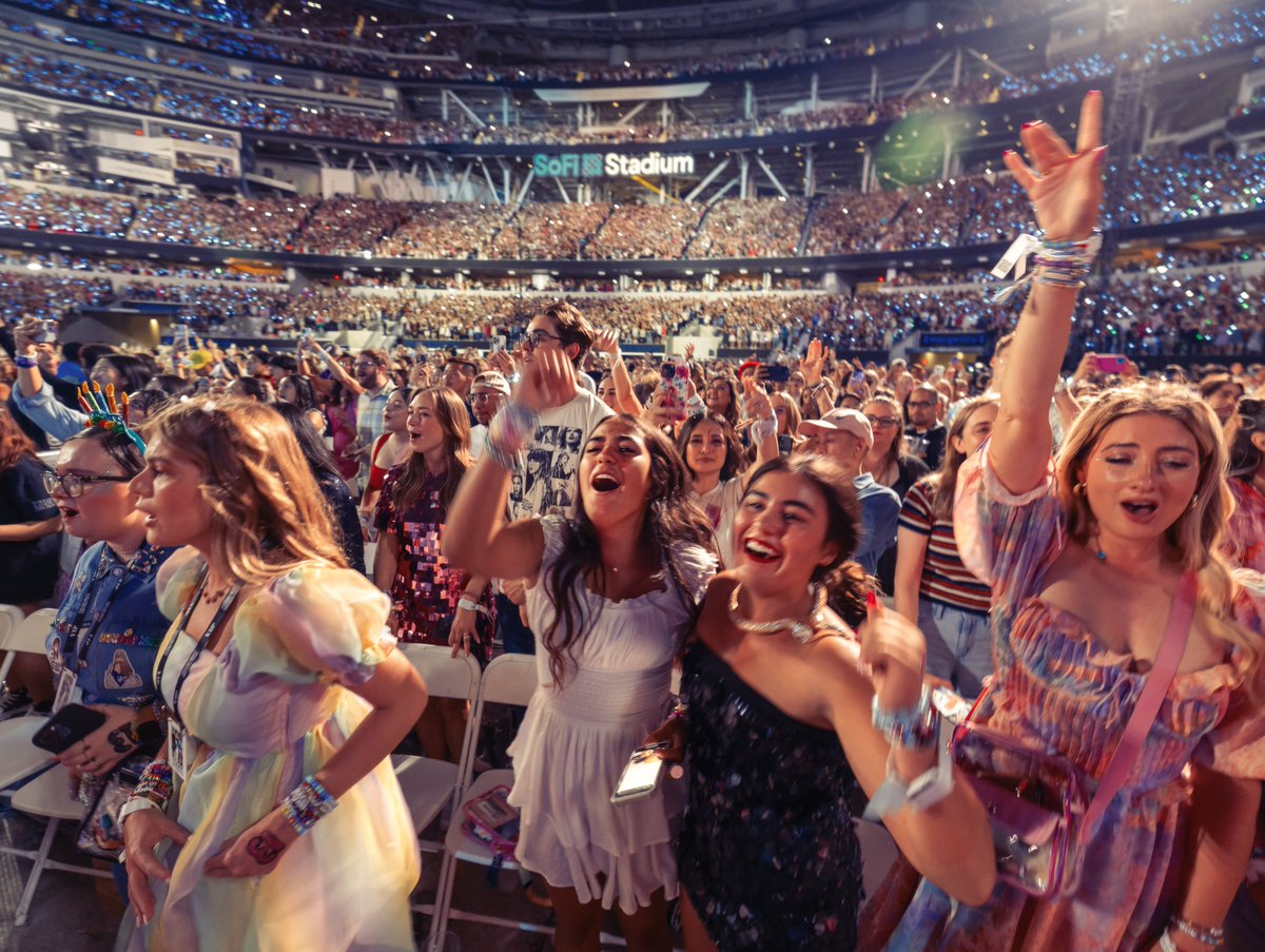 Frustration toward Ticketmaster and Live Nation was brought into the national spotlight following the infamous on-sale for @taylorswift13's #TSTheErasTour, which left thousands of Swifties irate due to technical difficulties and long lines. Details: rollingstone.com/music/music-ne…