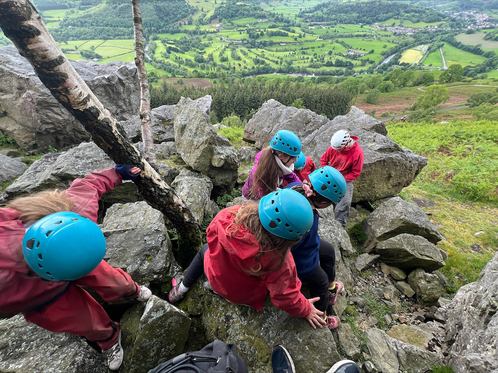 P R I M A R Y
Year 6 are enjoying their morning of climbing and scrambling rocks🧗
#BeTheBestYouCanBe