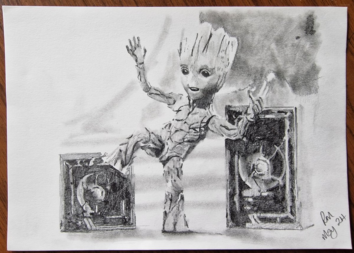 Loved doing this quick sketch for @NicoDisco22 's birthday. Was watching Groot dance at the same time. Such a fab scene to start a movie. #Groot #guardiansofthegalaxy
