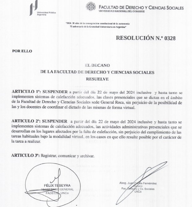 sebalacunza's tweet photo. Una facultad de una universidad pública cesa sus actividades un 22 de mayo. 

Una muerte lenta. https://t.co/QrgTeSpwoY