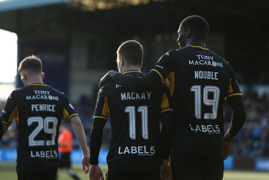 👕 𝐒𝐩𝐨𝐧𝐬𝐨𝐫𝐬𝐡𝐢𝐩 𝐨𝐩𝐩𝐨𝐫𝐭𝐮𝐧𝐢𝐭𝐲 A rear-of-shirt sponsorship is an iconic and far-reaching partnership, helping to bring value to your organisation in a wide number of ways. 🖥️ buff.ly/4bOrelv