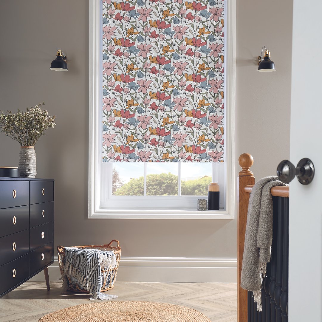 Day 2 of Chelsea Flower Show. Fabric: Azalea Retro
 
Add a pop of retro charm to your home with Azalea Retro! 🌺
 
Inspired by mid-century design, its vibrant florals and bold colours infuse any space with playful personality
 
#chelseaflowershow #london #garden #plants #windows