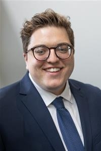 Rishi Sunak got Conservative Councillor Ross Hills to turn up to a Campaign Event, put on a hi-vis jacket and pretend to work for Mcvities, to ask Rishi Sunak a question this morning 'from the public'.

You don't need to make this stuff up, utterly ridiculous.