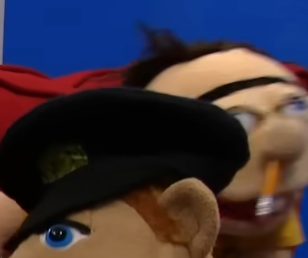 realfmn's tweet photo. was watching the new sml episode wtf is that hairline jeffy https://t.co/80WAYK83pE