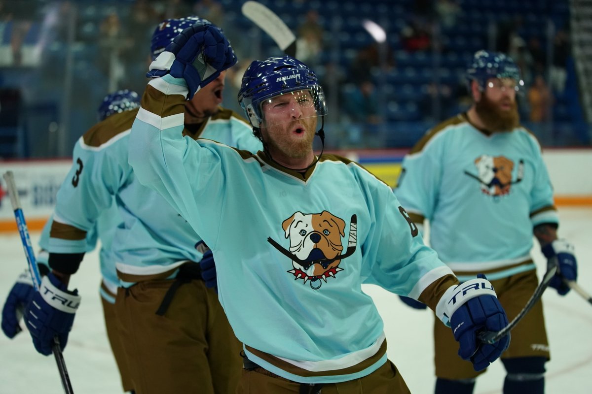 Shoresy (2022 - Present)

A spinoff of Letterkenny, this series focuses on Shoresy, played by Jared Keeso, who moves to Sudbury to coach a AAA hockey team. The show is a four-time Canadian Screen Award nominee.