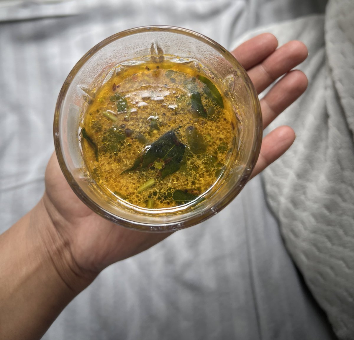 dapsakannamma's tweet image. I’m now that kind of adult -  drink hot rasam in whiskey glass 😂 but my god, this is just perfection! 

#OldAgeProblems