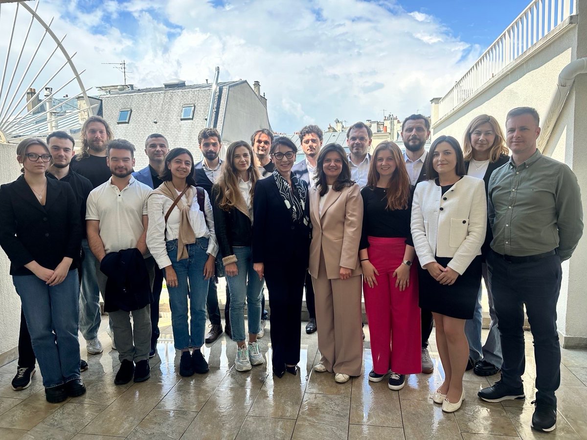 La communauté des start-ups moldaves et les représentants des programmes de développement en visite d’étude à Paris et à @VivaTech 2024.