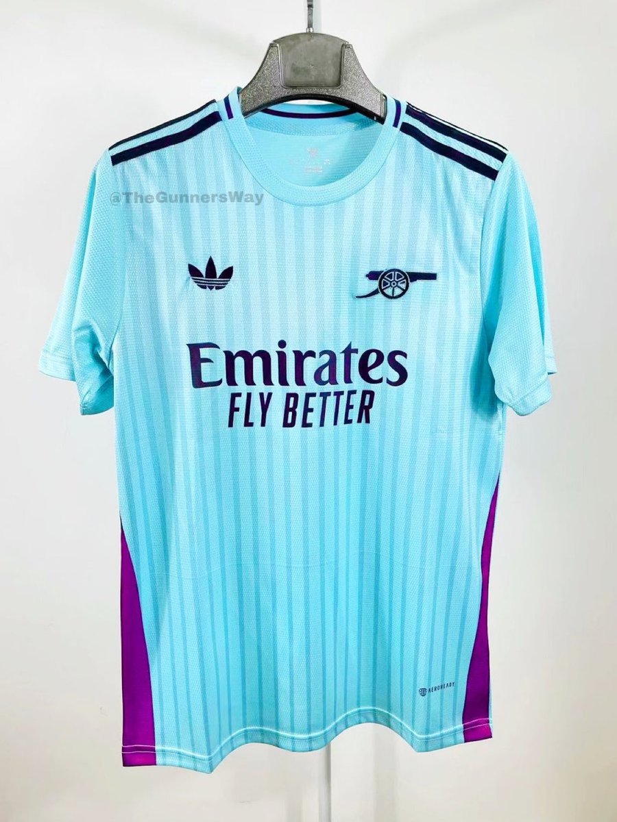 ARSENAL'S 2024/25 3RD KIT. Rate this on a scale of 1 - 10