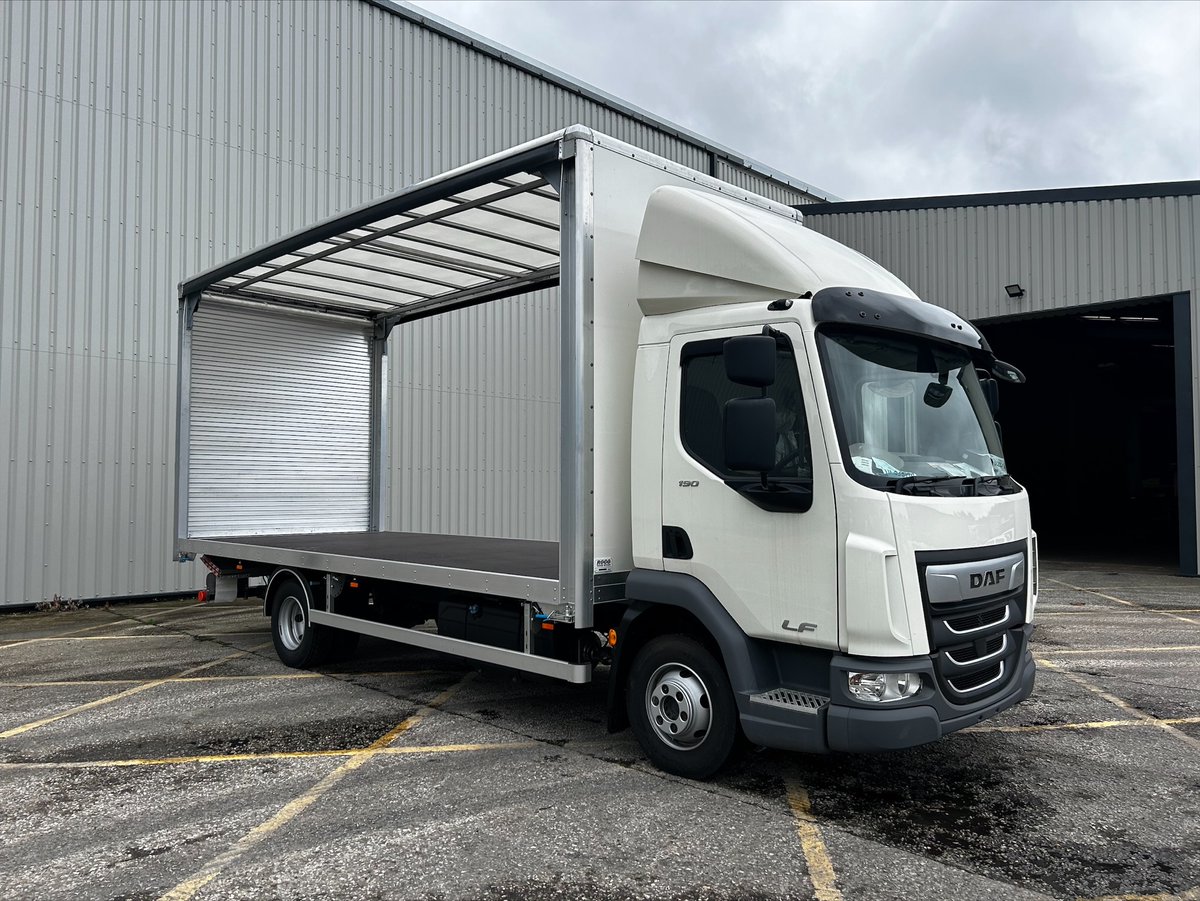 MotusDAF's tweet photo. In stock and ready to go! 🤩
Check out this 7.5 tonne DAF LF 190 FA, featuring:
☀️Sun Visor
📻FM/AM/DAB/DAB+ Radio
🛞Wheelbase 4.30m
⚙️Manual Gearbox
⭐AMK
🚚Roco Curtain Body (curtains available on request)
To enquire, text MOTUS TRUCK to 66777📱
#InStock #DAFLF https://t.co/l3hAr29JoV