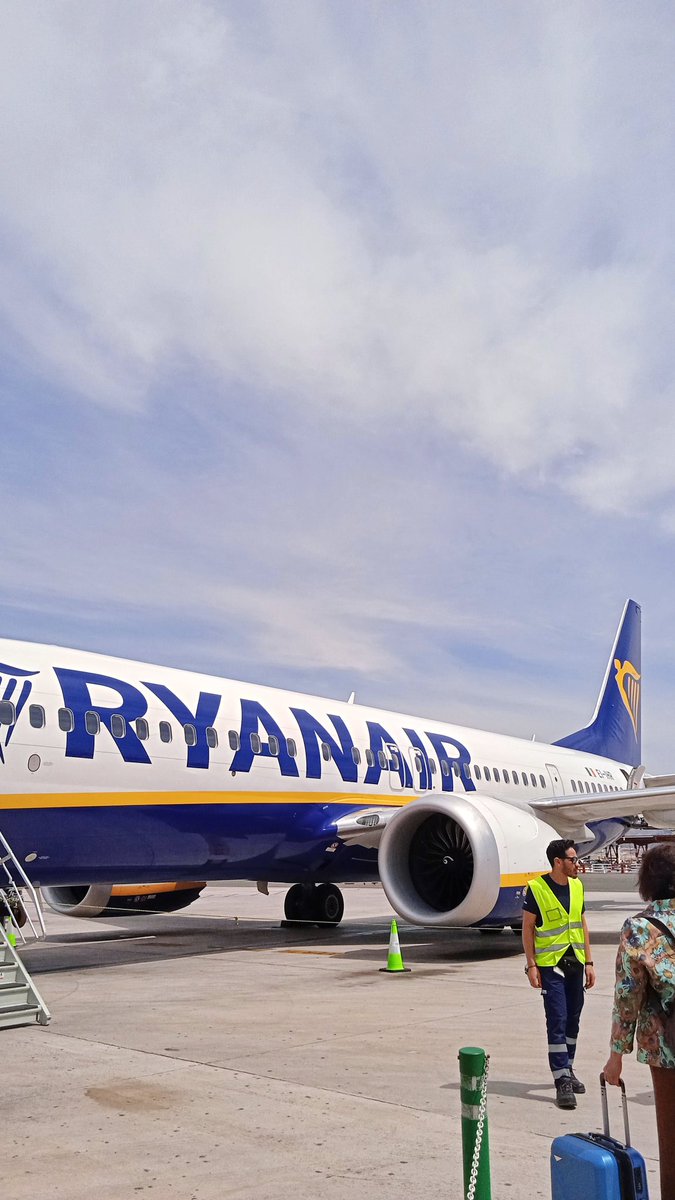 Happy to report that no door panels came off and no major turbulence happened on my RyanAir @Boeing 737 Max flight today. Now the people from the back row can clap! Thank you @Ryanair 😊 #aviation #avgeek #travel #airlinesafety