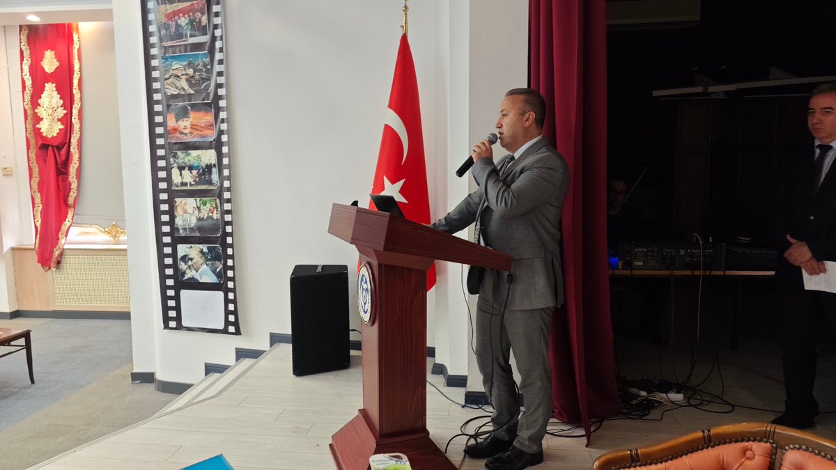 altindagmem's tweet photo. Mesleki ve Teknik Eğitimi Tanıtım Yöneltme Toplantısı, Atatürk Mesleki ve Teknik Anadolu Lisesinde, İlçe Millî Eğitim Müdürümüz Sayın Hasan Yıldırım’ın katılımıyla gerçekleştirildi.

@tcmeb @Yusuf__Tekin @cumaliatilla23 @MemAnkara @kocakysr @HasanYILDIRIM61 https://t.co/MF3o0NVzC5