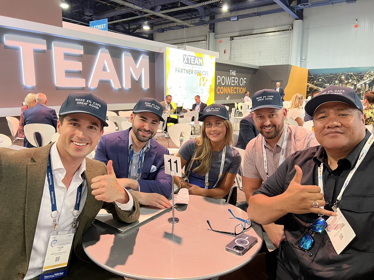 TripleNetTyler's tweet image. Apparently the hat made famous by @NNNIncome was a hit

But I only made 6 of them

So I'm ordering more and will be giving away TWO

For a chance to win either:

1️⃣ Like this post
or
2️⃣Comment: "#4cap"

Increase your odds by doing both😉

Winners announced next Tuesday!