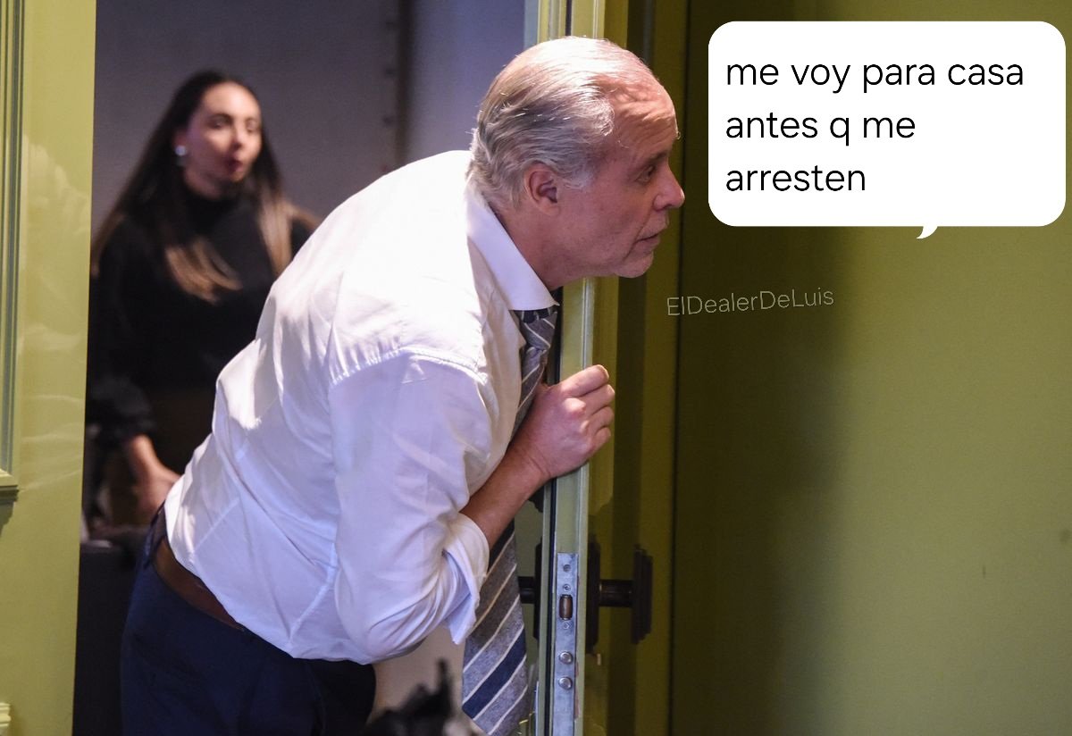 Mientras tanto, en la casa del 'honorable':