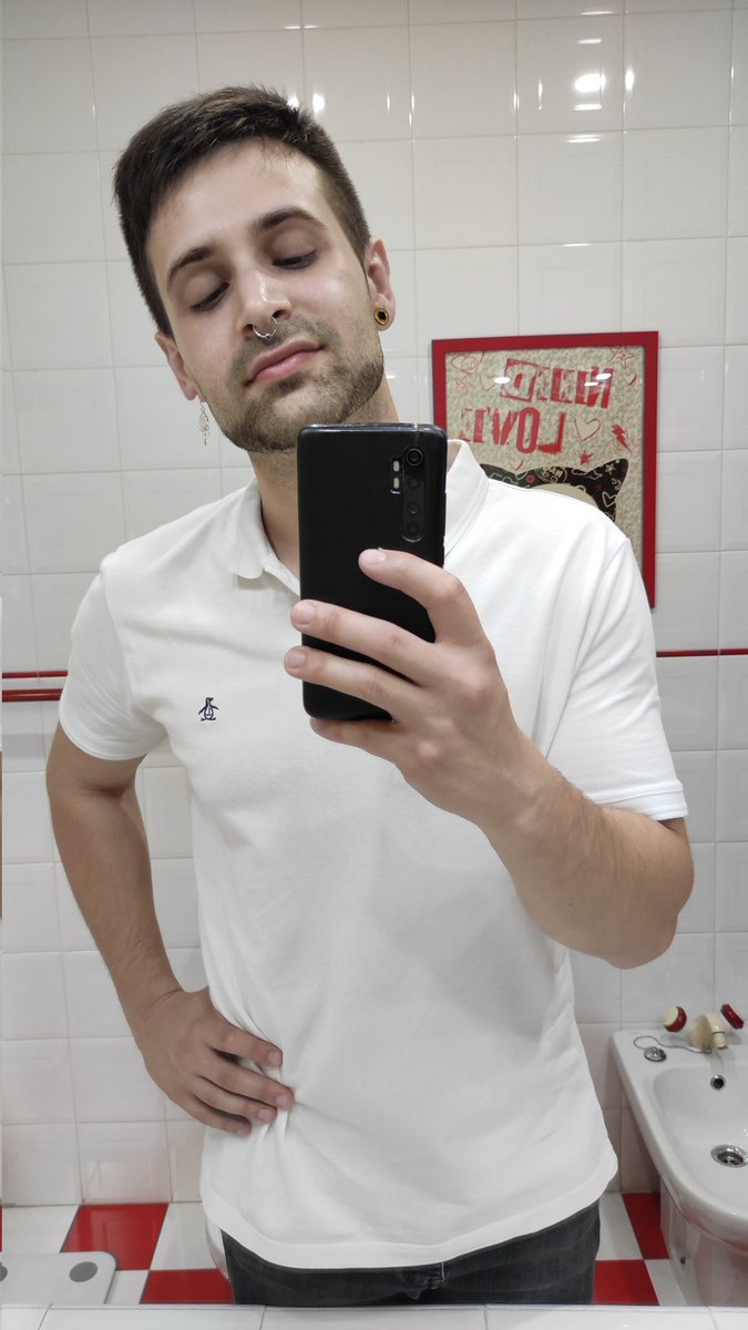 ErrorVacui's tweet image. Esta noche a las 00:00 temita nuevooo yeeeeeeeeeyeyeeeeeeeeeeeeeeee