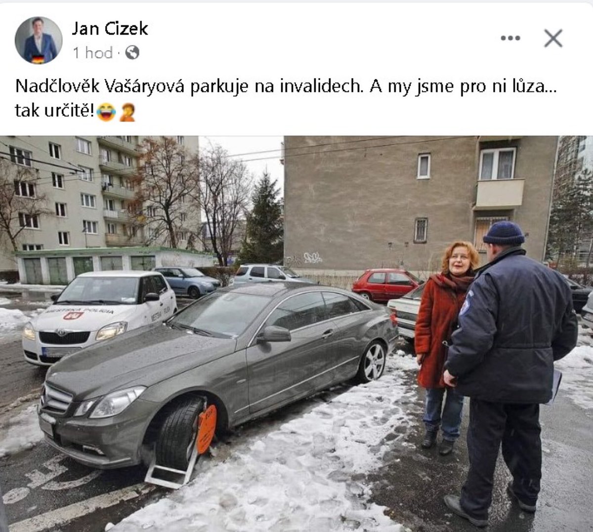 Macan_15's tweet photo. Takto může parkovat pouze spodina!! https://t.co/EVdMtWZOPq