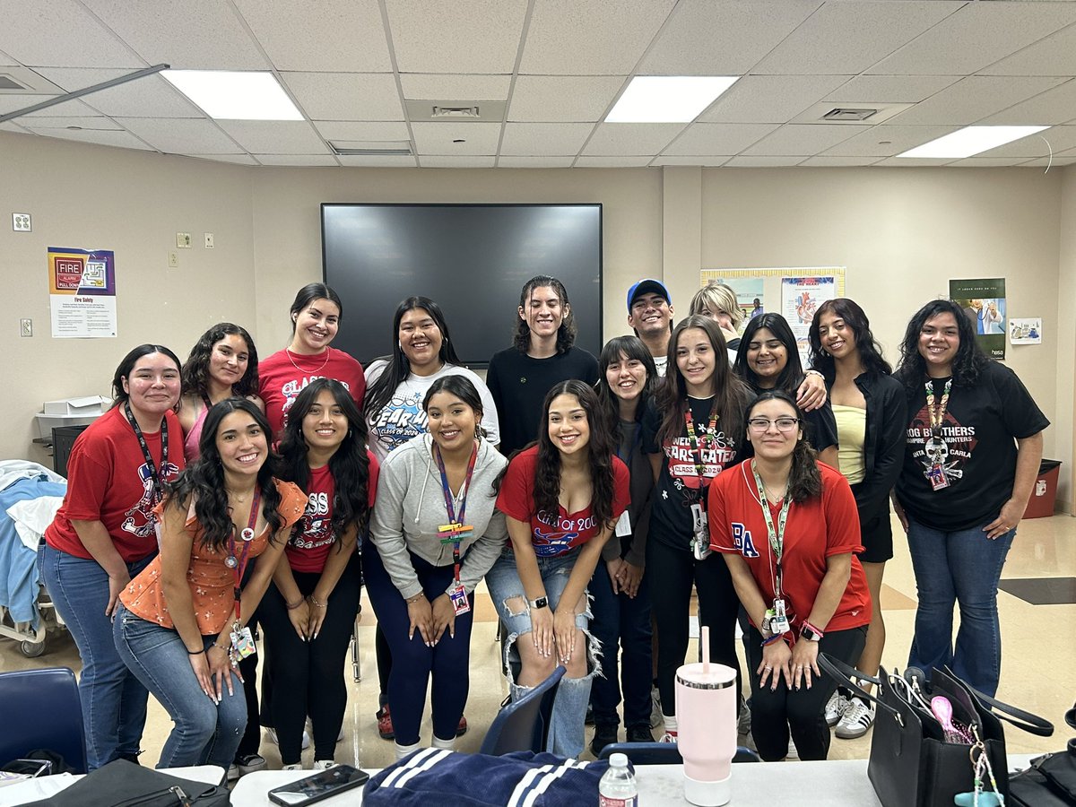 Vania Reyes-Flood (@vaniajean88) on Twitter photo Can’t hide my #BigRedPride these resilient Veterinary Highlanders have passed their CVA certification exam! <a href="/YsletaISD/">Ysleta ISD</a> <a href="/YsletaISDCTE/">Ysleta ISD CTE</a> <a href="/BelAirHigh/">Bel Air HS</a> Can’t hide my #BigRedPride these resilient Veterinary Highlanders have passed their CVA certification exam! <a href="/YsletaISD/">Ysleta ISD</a> <a href="/YsletaISDCTE/">Ysleta ISD CTE</a> <a href="/BelAirHigh/">Bel Air HS</a>