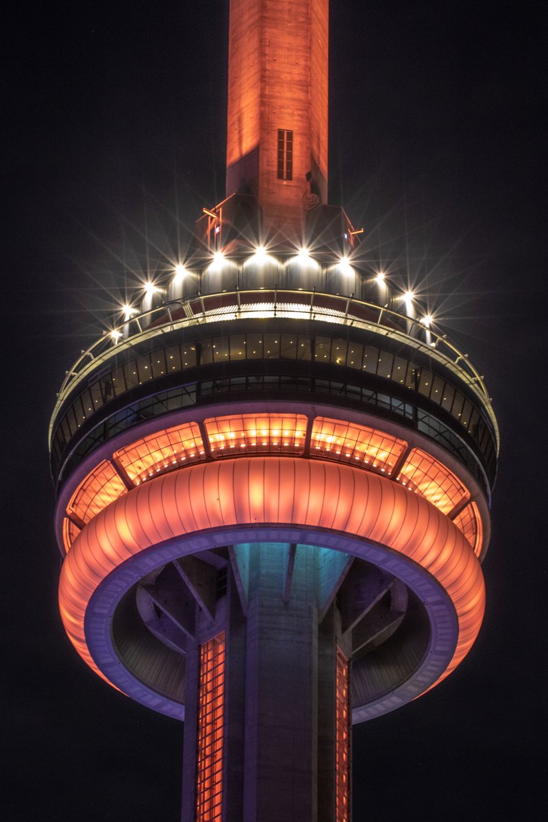 Tonight the #CNTower will be lit fire orange in celebration of the establishment of Canada’s first WNBA team in Toronto. /Ce soir, la #TourCN sera également illuminée en orange feu pour célébrer la création de la première équipe WNBA du Canada à Toronto. 🏀 🧡