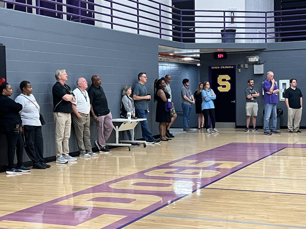 This morning, @SmyrnaBulldog began the day by inviting all staff who wished to join in a time of prayer together. The turn out was heartwarming. We prayed for the Sullivans, each other, our kiddos, & our community. Thank you CJ & Ken for loving on us today. #onlyoneSHS