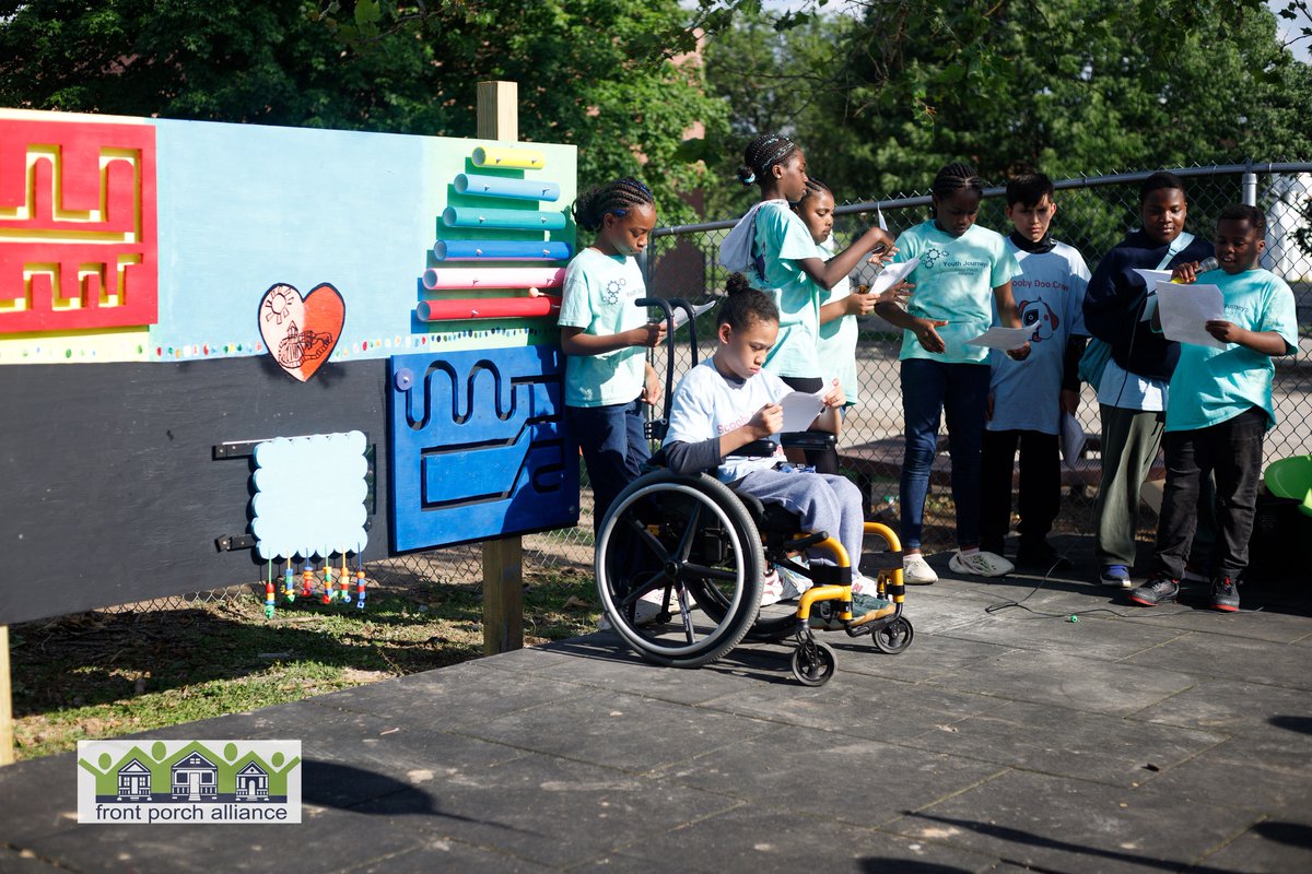 Innovative *and* inclusive!

Check out the Sensory Wall made by our @KCPS_Faxon robotics students in conjunction with @FPAKansasCity, @STEMKC, @RemakeDays & @KCLINC!

The wall is a space children can use for tactile sensory input, encouraging hands-on learning & exploring.